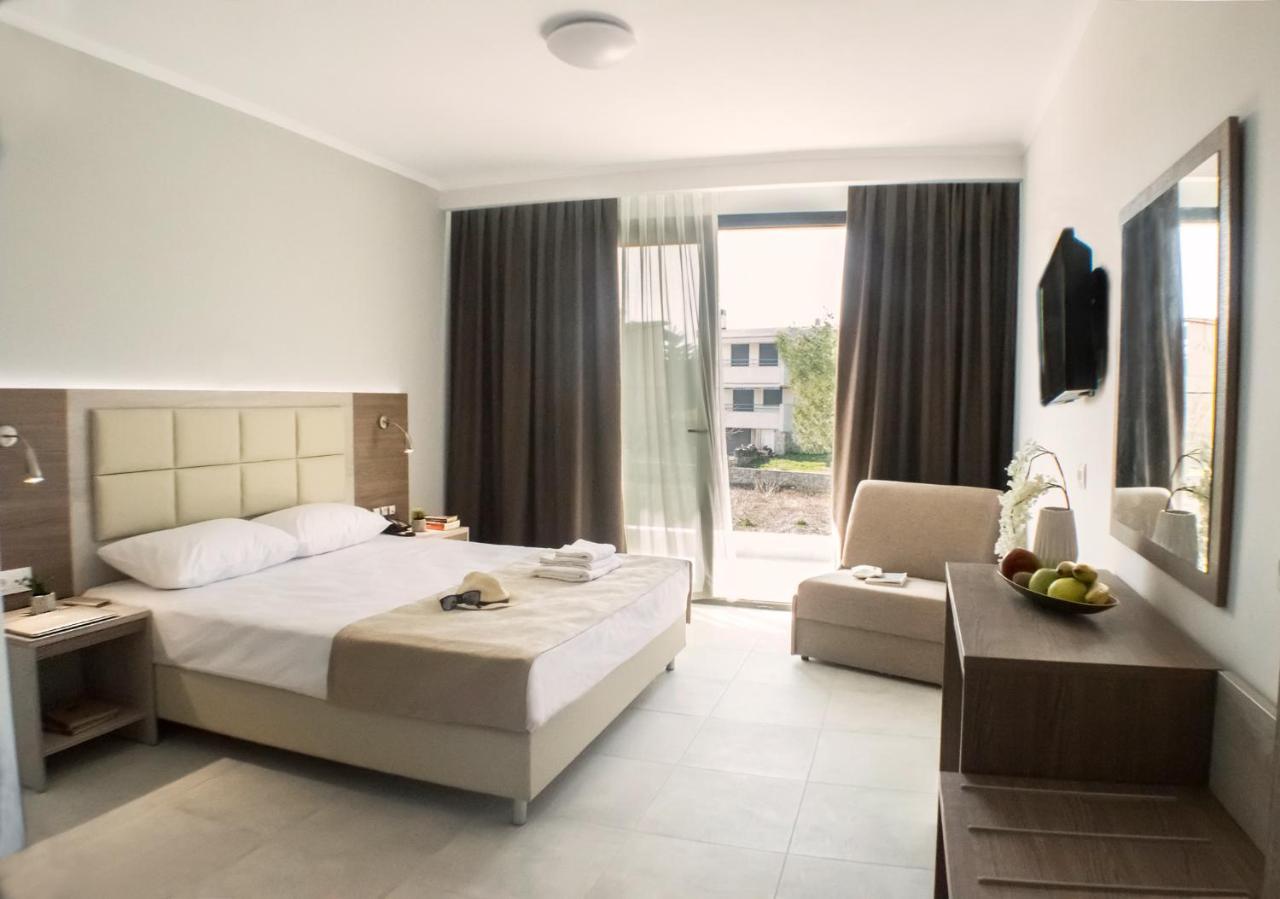 Perla Hotel Halkidiki Kallithea  Экстерьер фото