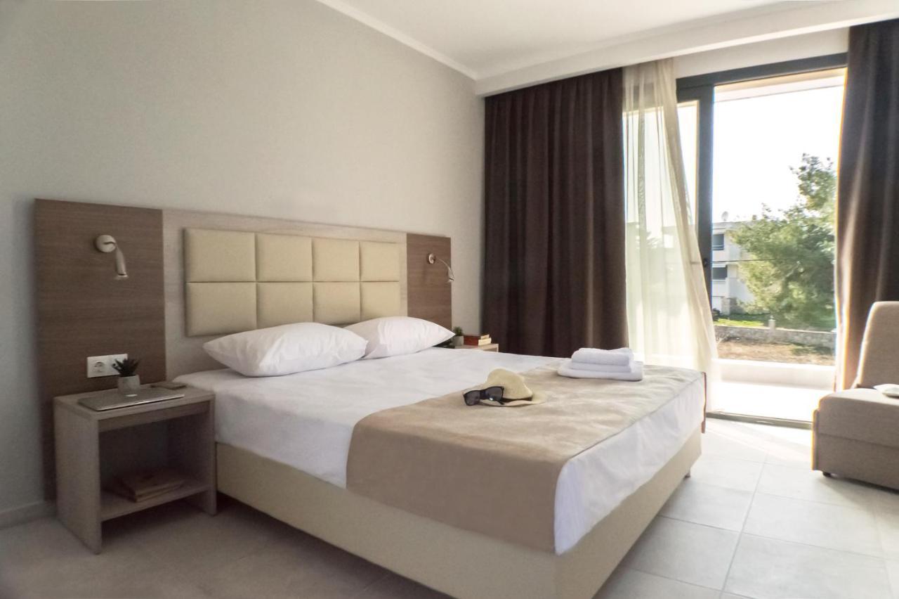 Perla Hotel Halkidiki Kallithea  Экстерьер фото